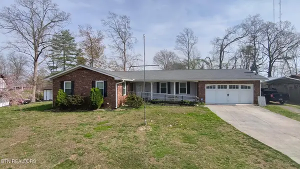 102 Oakwood Drive, Clinton, TN 37716
