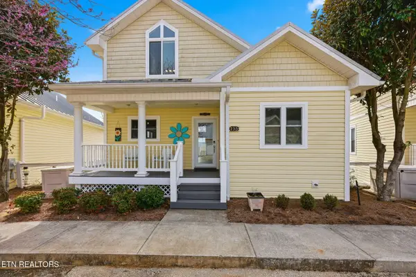 155 N Deer Village Lane, LaFollette, TN 37766