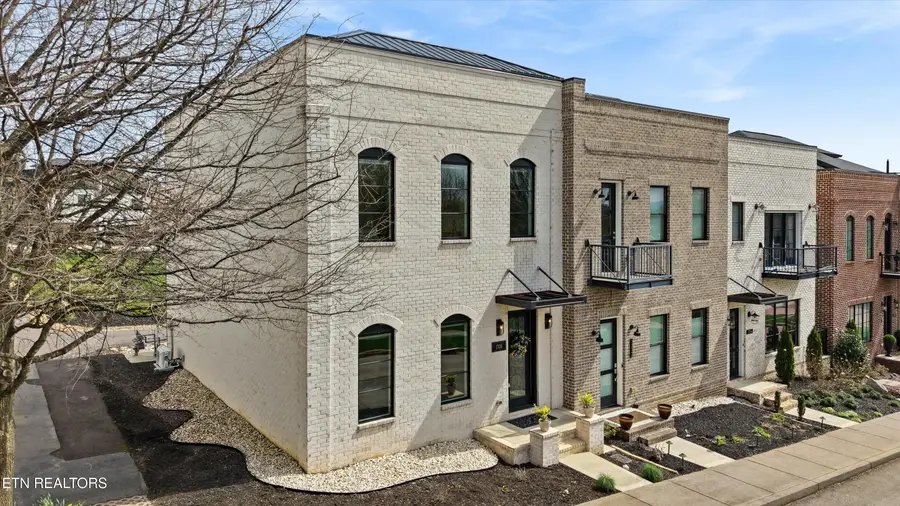 1708 Cades Cove Rd, Knoxville, TN 37922 - #2