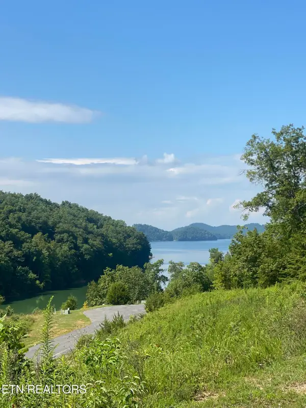 Lot 10 Stone Cove Way, Dandridge, TN 37725
