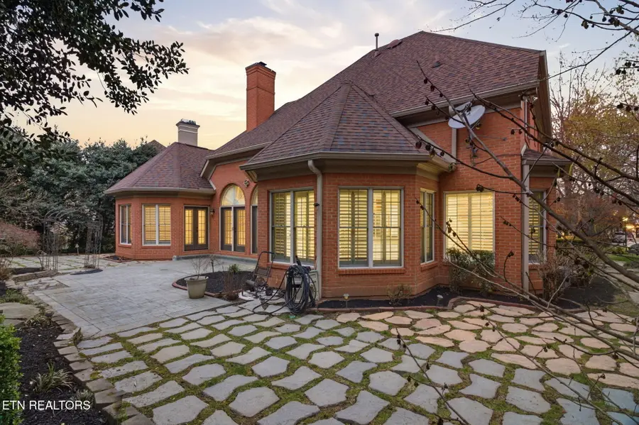 417 Heathermoor Drive, Farragut, TN 37934 - #3