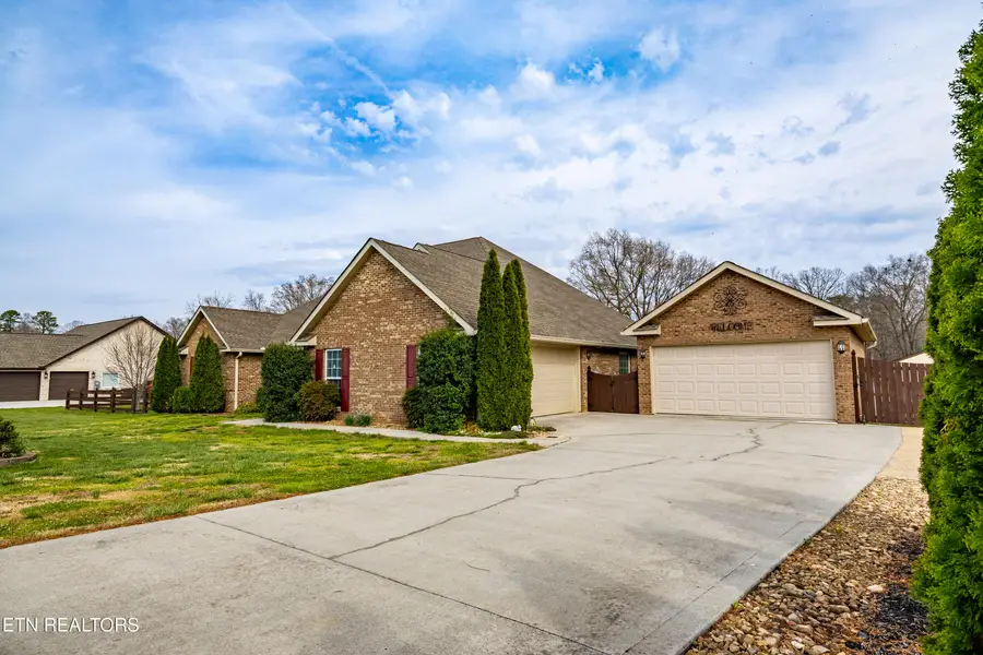 2632 Carpenters Grade Rd, Maryville, TN 37803 - #2