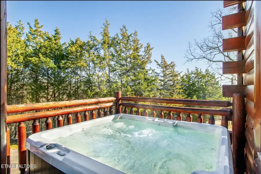 2087 Kerr Rd, Sevierville, TN 37876 - #3