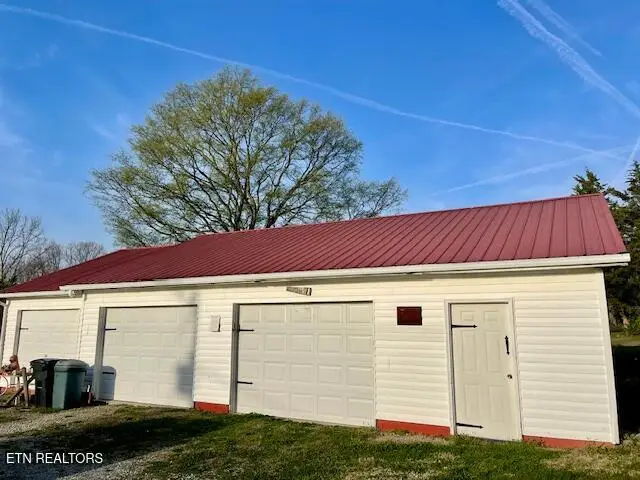 2108 Grey Ridge Rd, Maryville, TN 37801 - #1