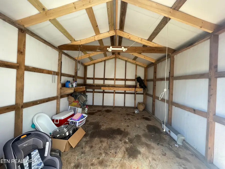 1682 Hollis Poore Rd, Jamestown, TN 38556 - #3