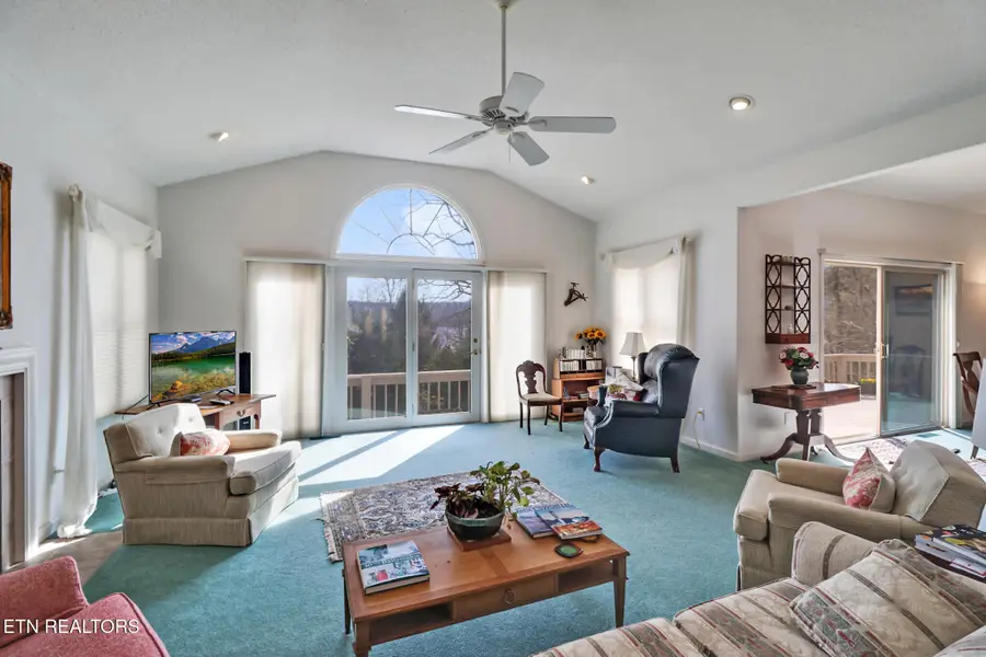 123 Mariners Drive, Fairfield Glade, TN 38558 - #2