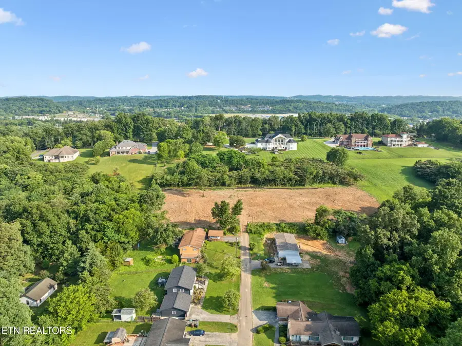 1636 Leconte Rd, Knoxville, TN 37914 - #2