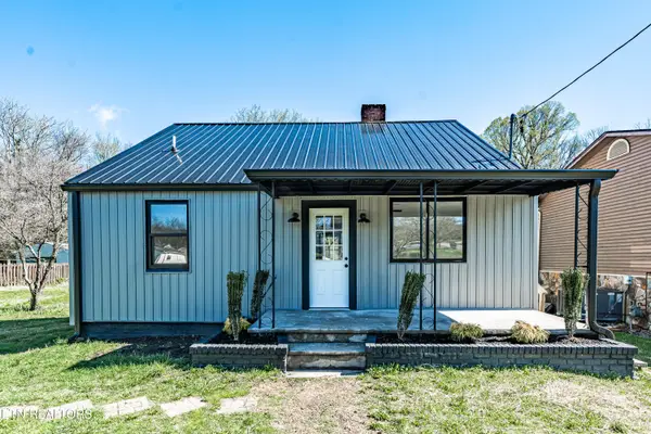 3204 Oswald St, Knoxville, TN 37917