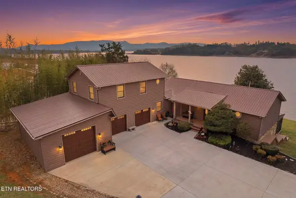 468 Trotline Rd, Dandridge, TN 37725