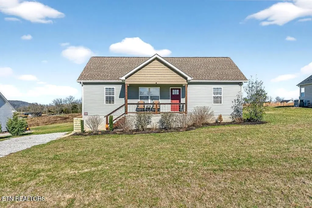 1663 Parker Rd, Sparta, TN 38583 - #1