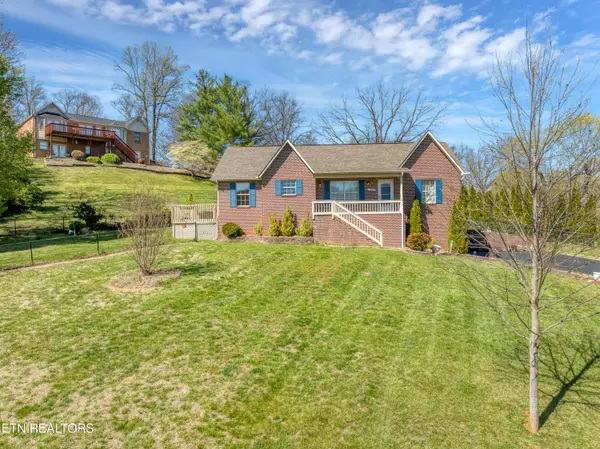 1580 Pin Oak Drive, Morristown, TN 37814