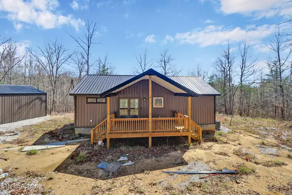 813 Bluebird Ridge Rd, Jamestown, TN 38556