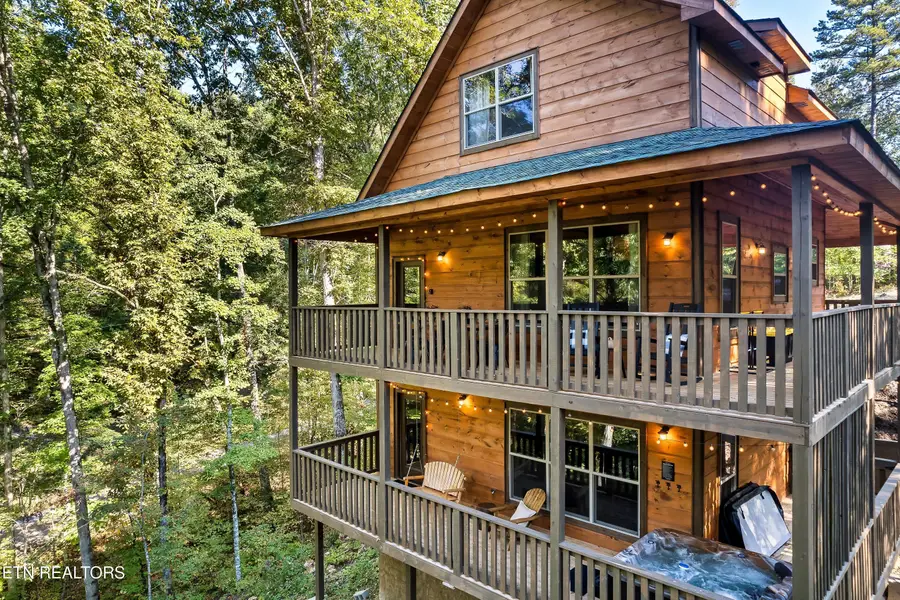 1518 Gregory Drive, Sevierville, TN 37876 - #3