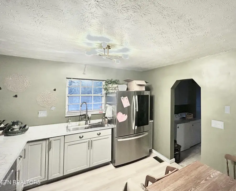 451 W Main St, Dandridge, TN 37725 - #3