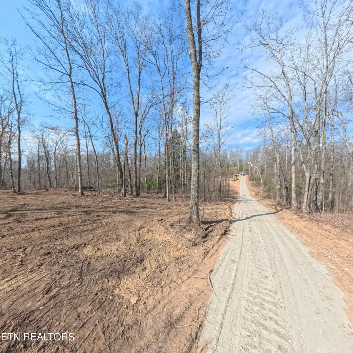 3102 Claysville Rd, Crossville, TN 38571 - #1