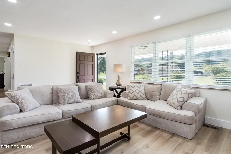 4301 Foley Drive, Knoxville, TN 37918 - #2