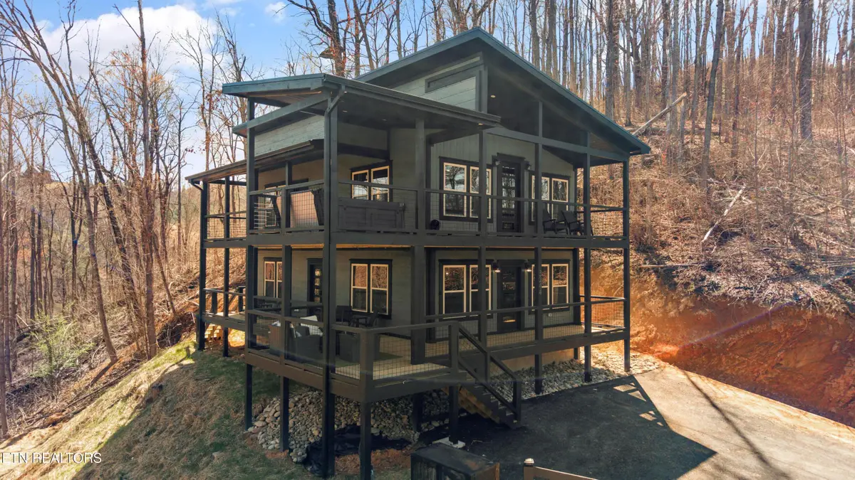3244 Emerald Springs Loop, Sevierville, TN 37862 - #1