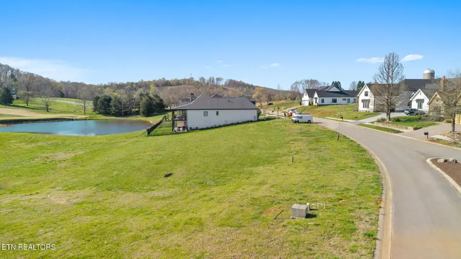 592 Old Barn Lane, Loudon, TN 37774 - #3