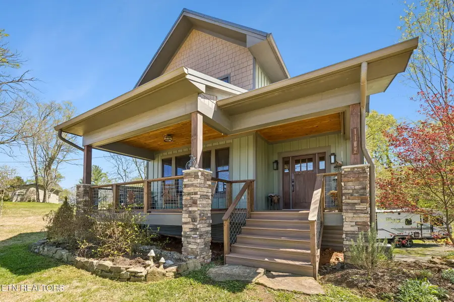 1102 Pedigo St, Knoxville, TN 37920 - #2