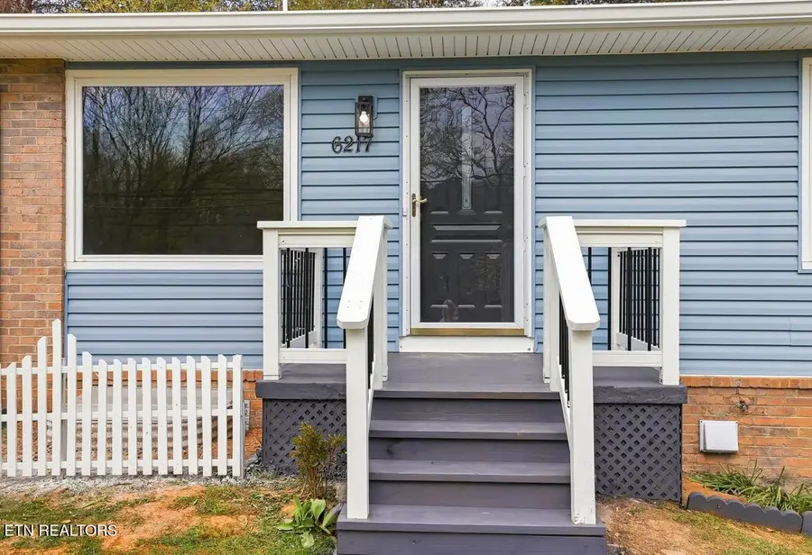 6217 Shrewsbury Drive, Knoxville, TN 37921 - #2