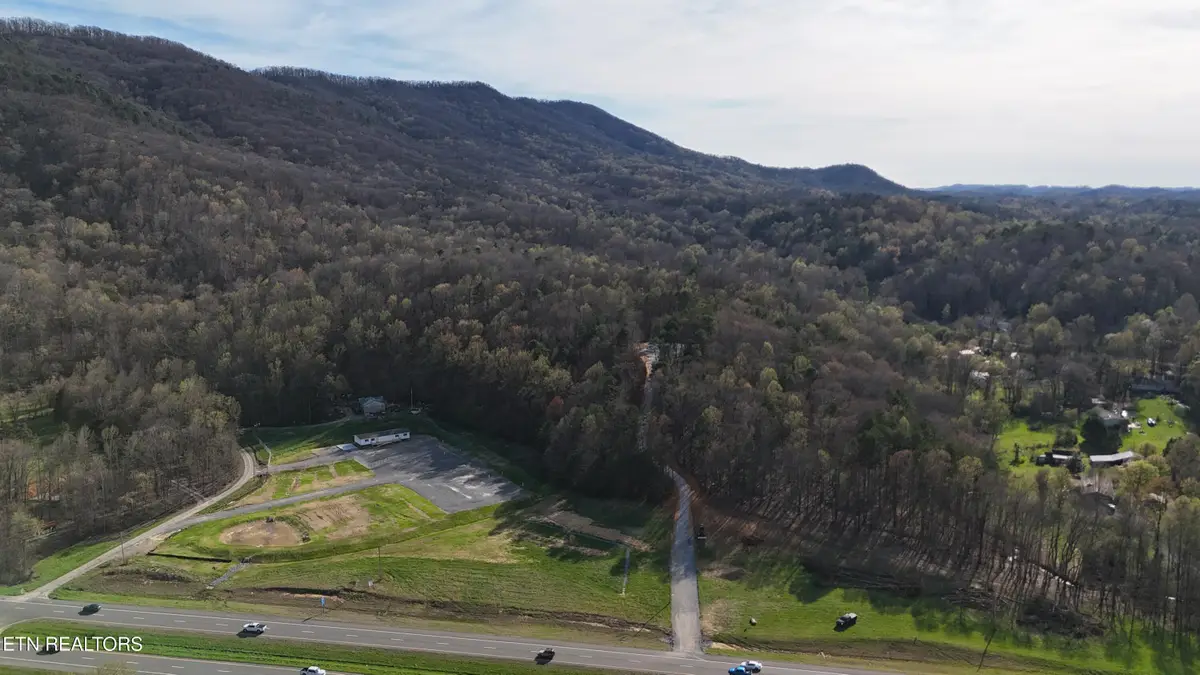 4770 E Lamar Alexander Pkwy, Walland, TN 37886 - #1