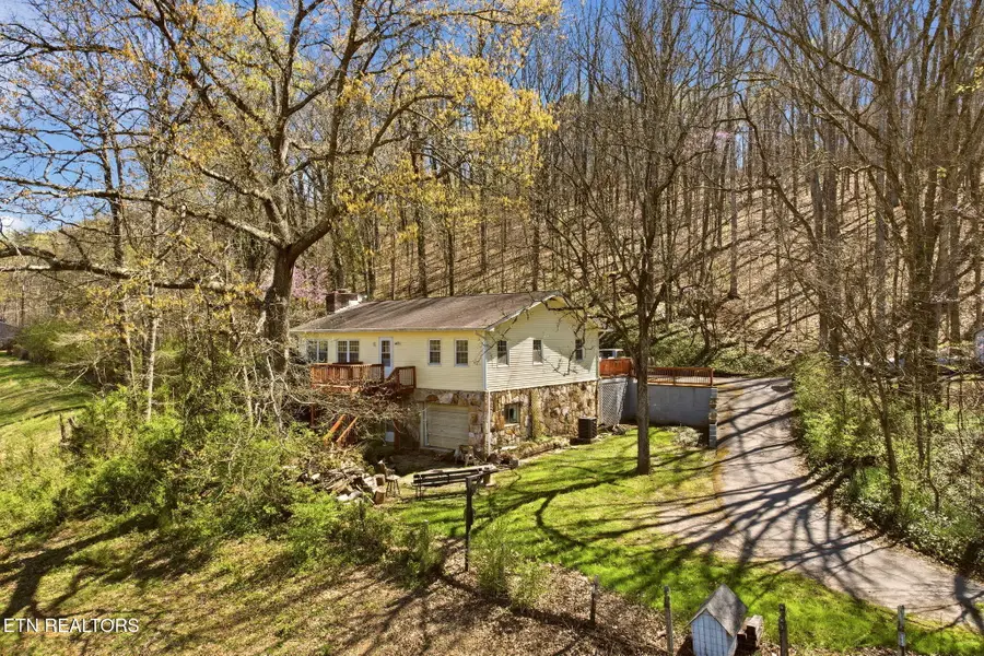 1103 Forest Hill Drive, Harriman, TN 37748 - #3