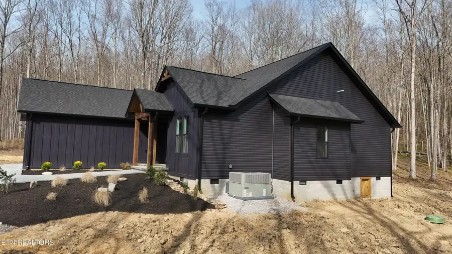 908 Evelyn Private Drive, Huntsville, TN 37756 - #3