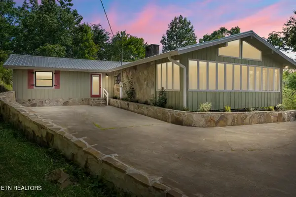 3250 Huckleberry Way, Sevierville, TN 37862