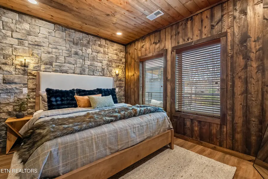 436 Hatchet Way, Pigeon Forge, TN 37863 - #2