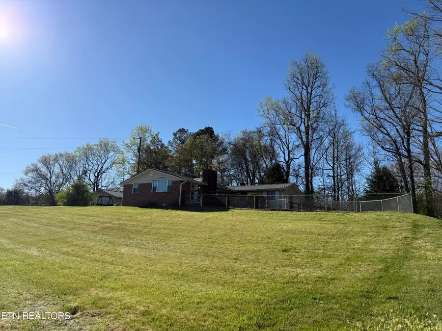 1128 Old Harriman Hwy, Oliver Springs, TN 37840 - #2