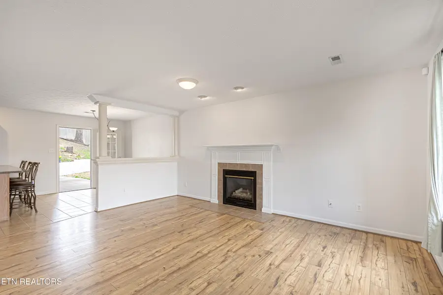 3210 Kingsmore Drive, Knoxville, TN 37921 - #3