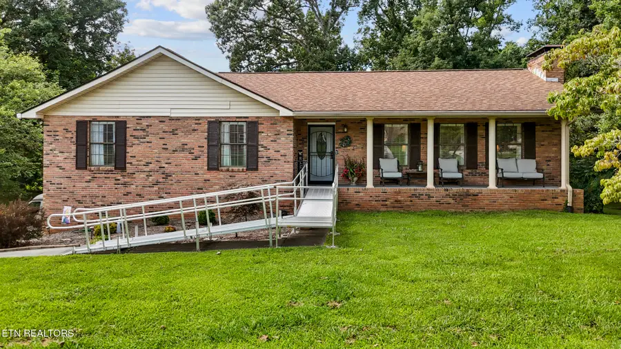 6262 Wintergreen Rd, Morristown, TN 37814 - #2