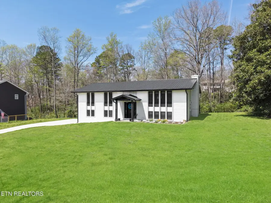 1040 Chris Dale Drive, Seymour, TN 37865 - #2