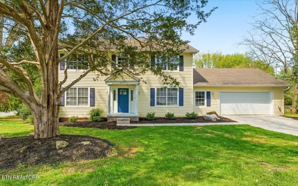 9429 Kimborough Drive, Knoxville, TN 37922