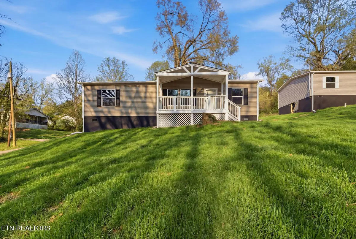 1144 Valley Ave, Knoxville, TN 37920 - #1