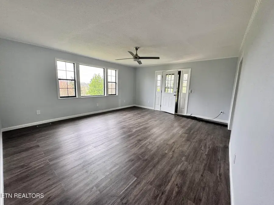 2765 U.s. 411, Madisonville, TN 37354 - #3