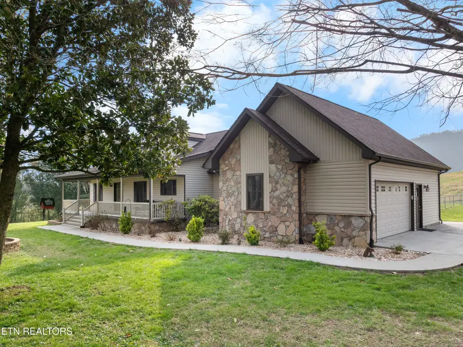 9228 Washington Pike, Corryton, TN 37721 - #3