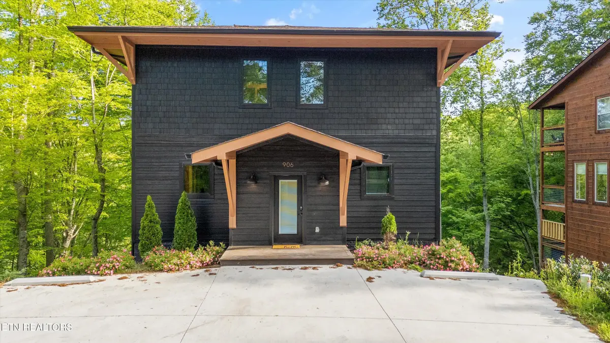 906 Saddle Creek Way, Sevierville, TN 37862 - #1