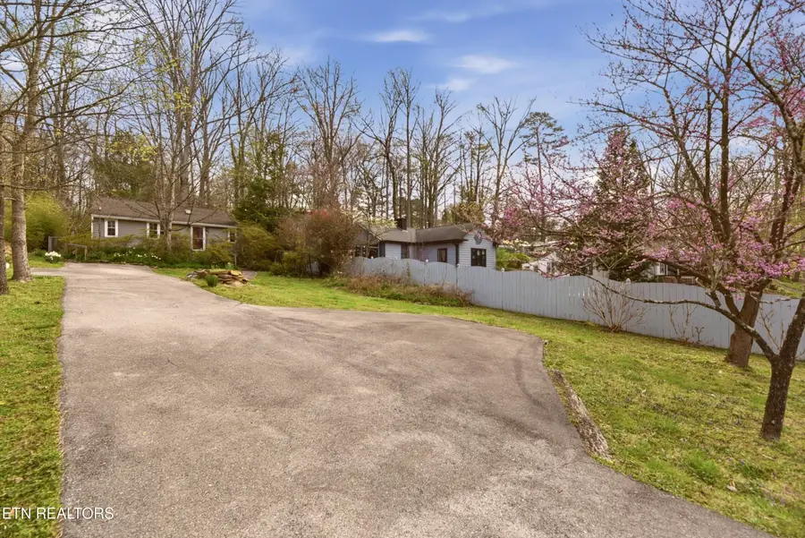 107 Dale Rd, Norris, TN 37828 - #3