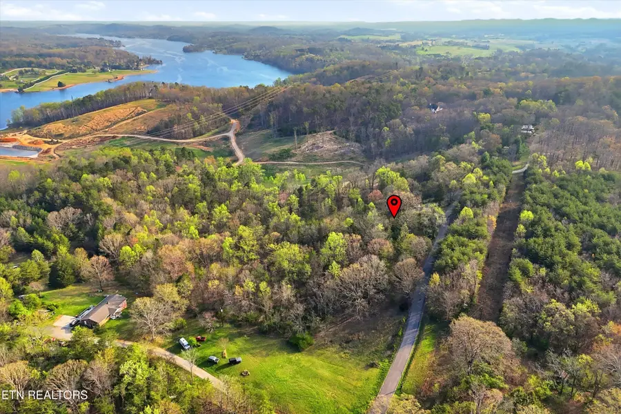 5104 Rest Camp Rd, Lenoir City, TN 37772 - #2