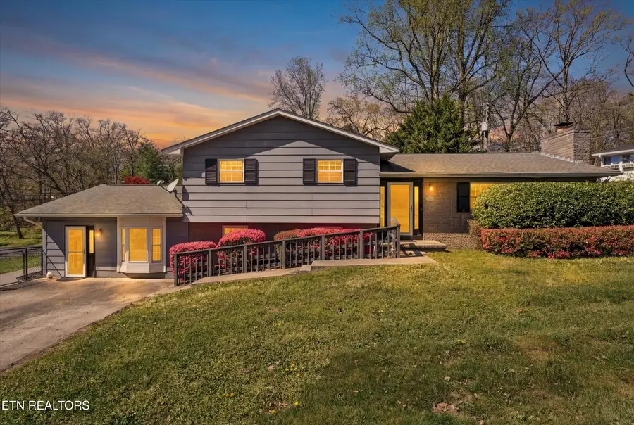 7201 Stagecoach Tr, Knoxville, TN 37909 - #2