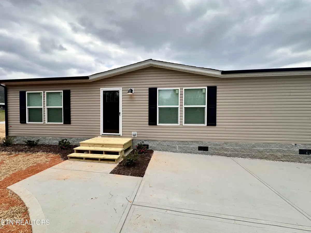 204 Edgewood Drive, Sweetwater, TN 37874 - #1