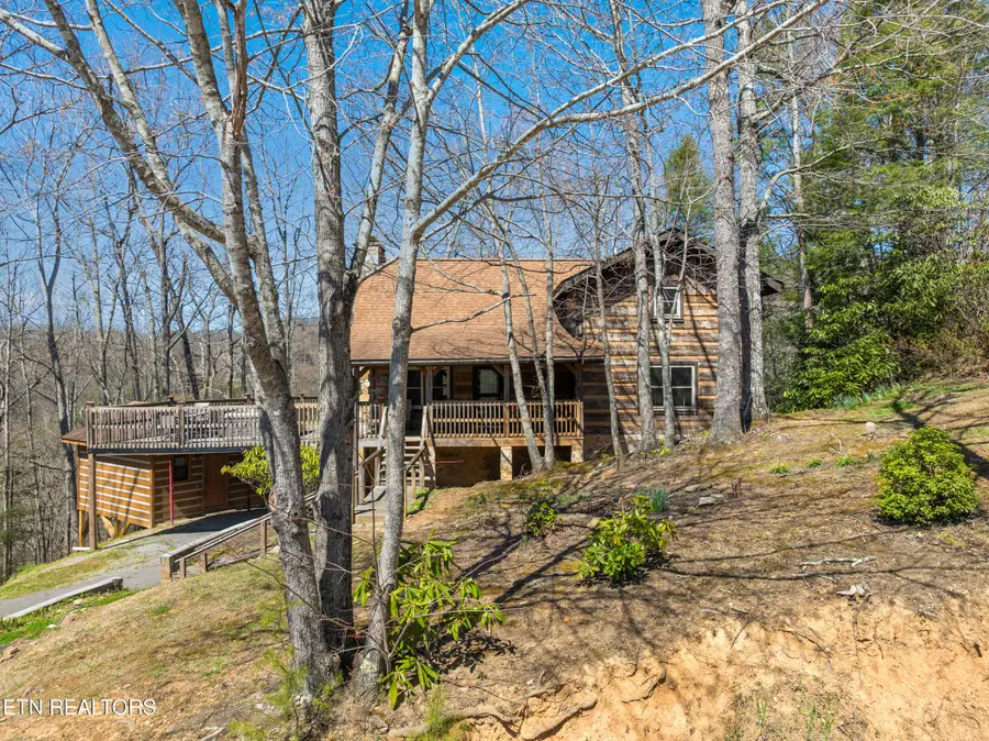 409 Matterhorn Drive, Gatlinburg, TN 37738 - #3