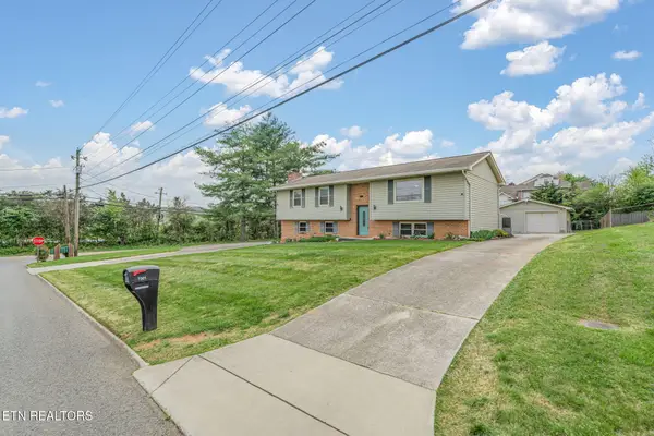 7301 Oxmoor Rd, Knoxville, TN 37931