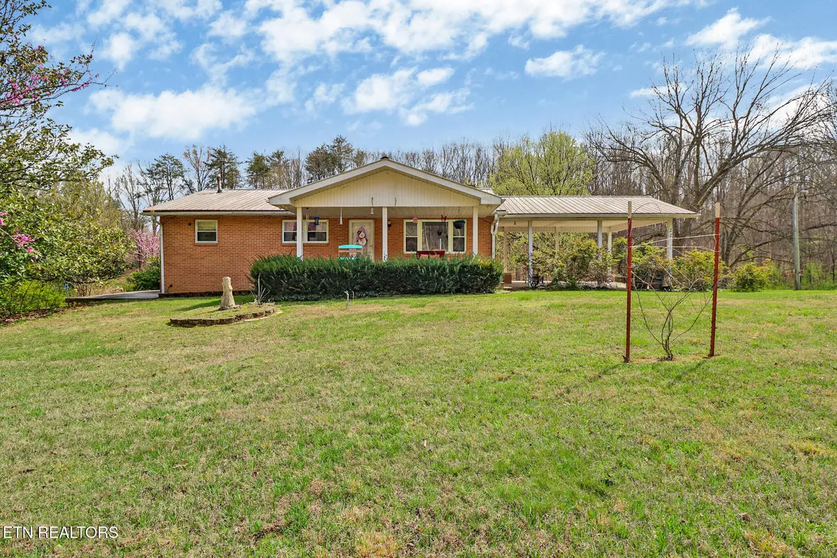 229 Mans Hollow Rd, Kingston, TN 37763 - #1