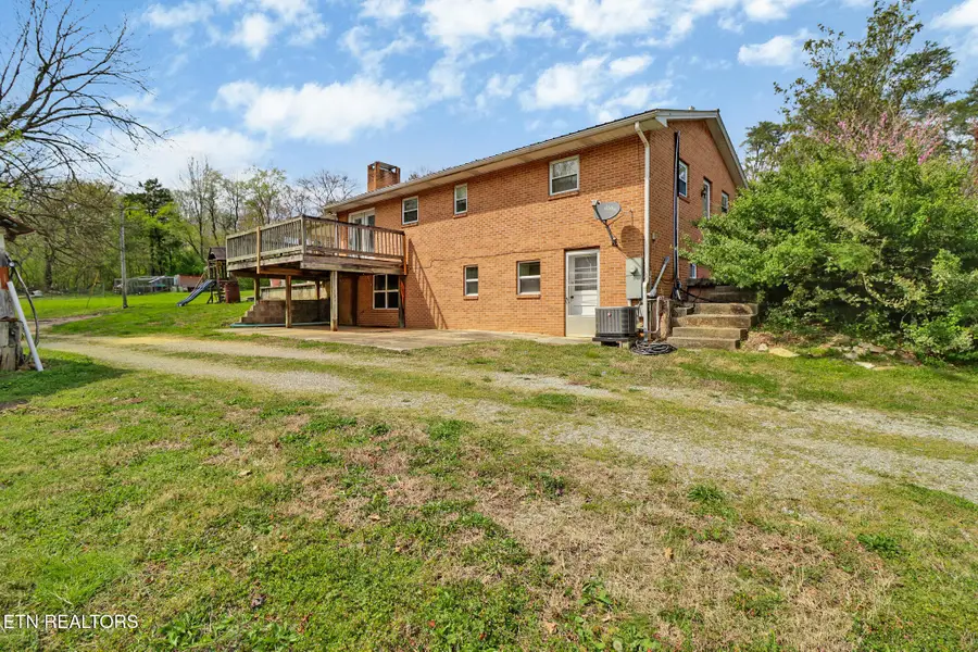 229 Mans Hollow Rd, Kingston, TN 37763 - #2