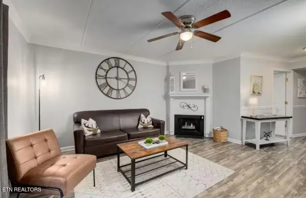 306 Baskins Creek Rd #402, Gatlinburg, TN 37738