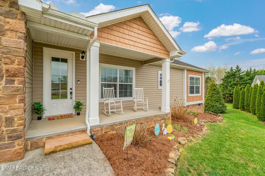 223 Pebble Court, Lenoir City, TN 37772 - #3