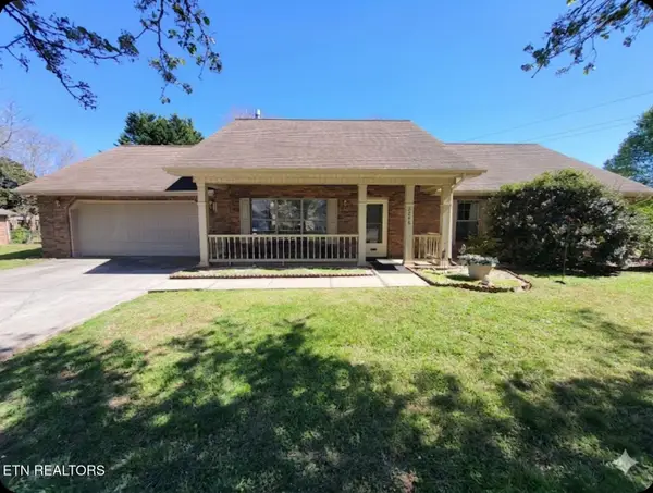 2246 Portland Drive, Maryville, TN 37803