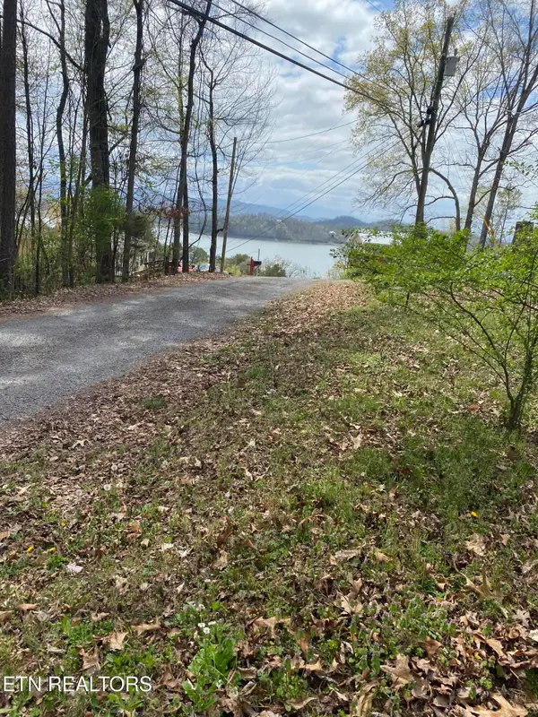 Lot 612 Cottage Lane, Dandridge, TN 37725